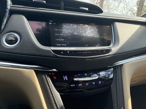 Used 2019 Cadillac XT5 Luxury image 30