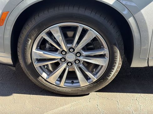 Certified 2025 Cadillac XT6 Premium Luxury image 11