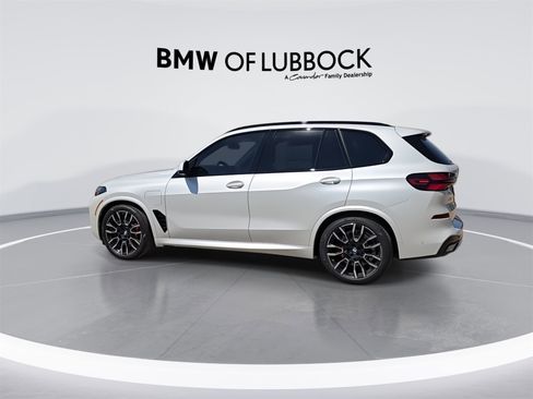 New 2026 BMW X5 xDrive50e image 6