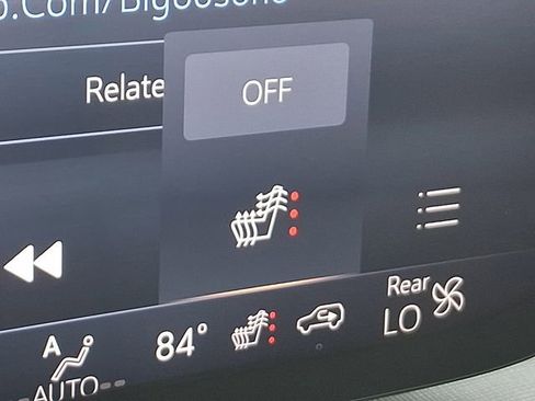 Used 2025 Buick Enclave Preferred image 30