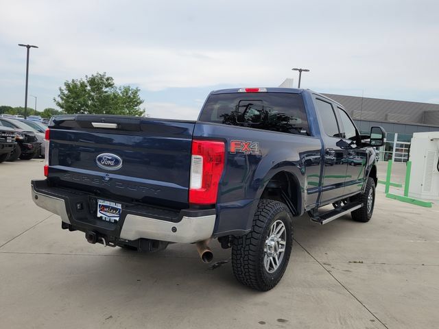 Used 2018 Ford F250 Lariat w/ Lariat Value Package AWD/4WD image 3