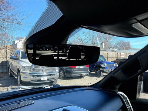 Certified 2022 RAM 1500 Big Horn image 33