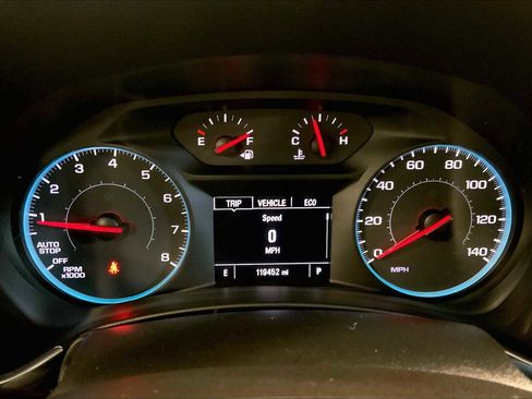 Used 2018 Chevrolet Equinox LT image 23