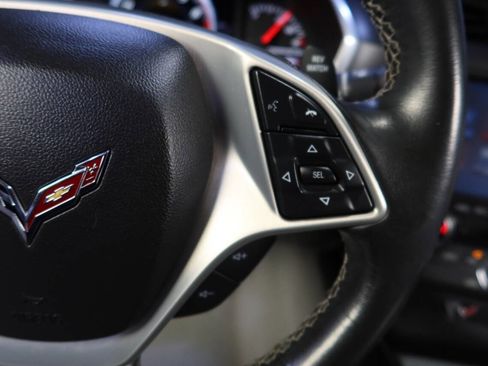 Used 2017 Chevrolet Corvette Stingray Coupe w/ 1LT image 24