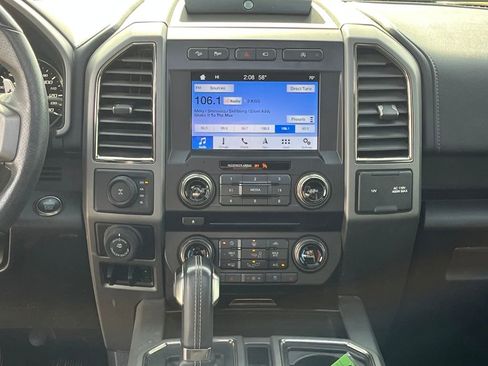 Used 2018 Ford F150 Raptor w/ Equipment Group 802A Luxury image 23