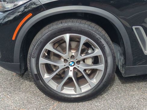 Certified 2022 BMW X5 xDrive40i image 11