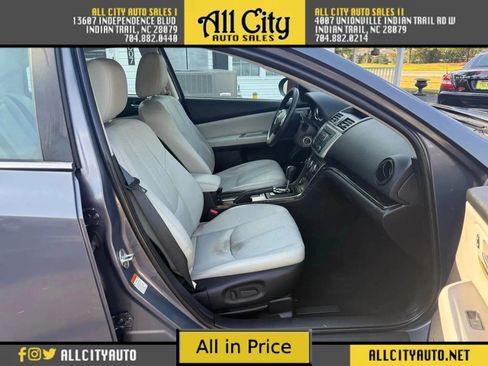 Used 2009 MAZDA MAZDA6 s Grand Touring w/ Moonroof & Bose Pkg image 9