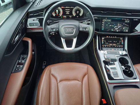 Used 2022 Audi Q8 Premium Plus w/ Premium Plus Package image 21