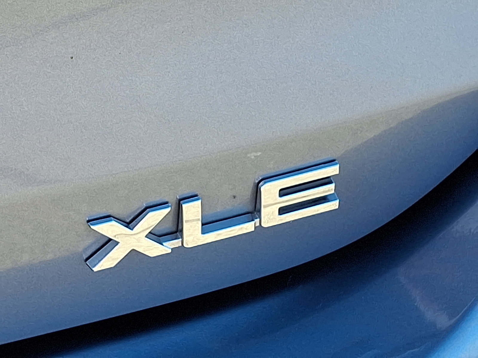 Used 2023 Toyota Highlander XLE AWD/4WD image 32