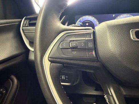 Used 2024 Jeep Grand Cherokee Altitude AWD/4WD image 23