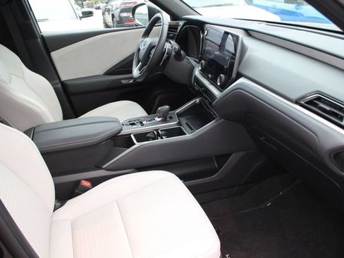 Used 2025 Lexus TX 350 AWD w/ Technology Package image 37