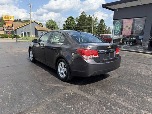 Used 2016 Chevrolet Cruze LT FWD image 4