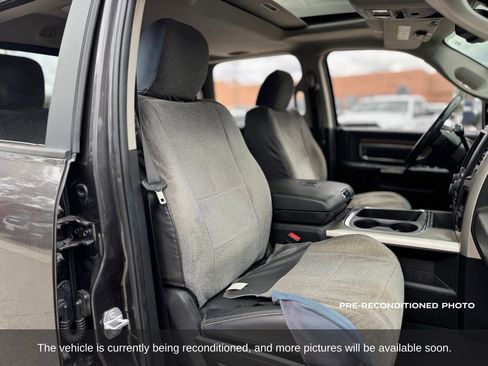 Used 2018 RAM 3500 Laramie AWD/4WD image 15