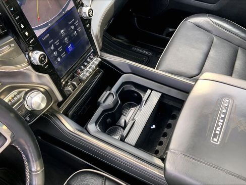 Used 2020 RAM 1500 Limited w/ Body Color Bumper Group image 15