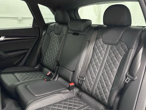 Used 2023 Audi SQ5 Prestige AWD/4WD image 16