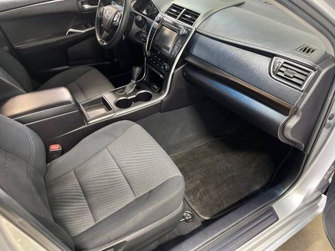 Used 2015 Toyota Camry LE FWD image 23