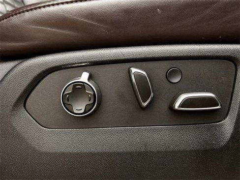 Used 2022 Cadillac Escalade ESV Sport Platinum image 30