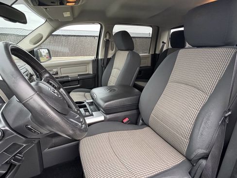 Used 2012 RAM 1500 Big Horn w/ Chrome Accents Group image 8