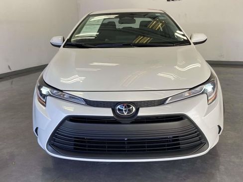Used 2026 Toyota Corolla LE image 8