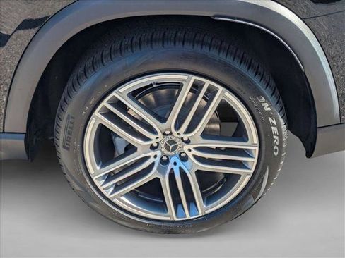 New 2026 Mercedes-Benz GLS 450 4MATIC image 10