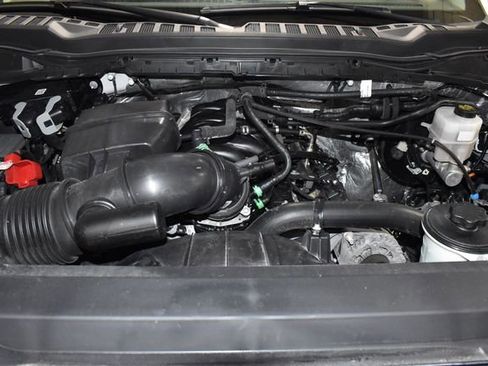 Used 2024 Ford F250 XLT image 11