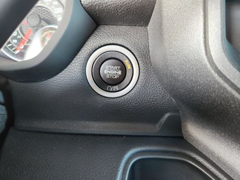 New 2024 RAM 2500 Tradesman w/ Chrome Appearance Group image 30