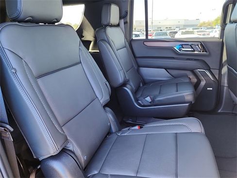 New 2026 GMC Yukon XL Denali image 19