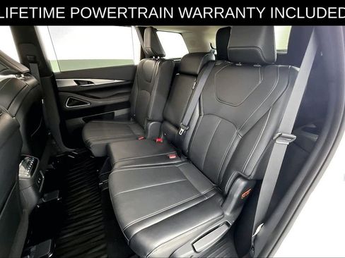 Certified 2026 INFINITI QX60 Luxe w/ Cargo Package image 35