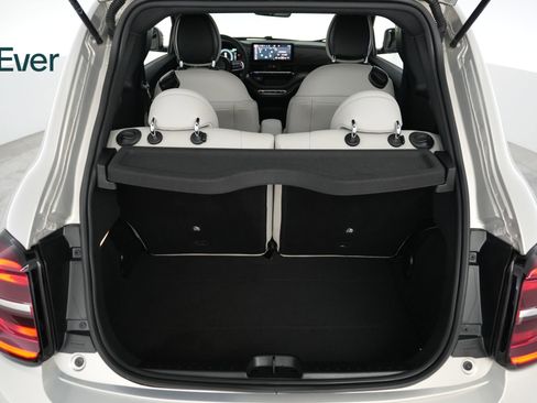 Used 2025 FIAT 500 e FWD image 8
