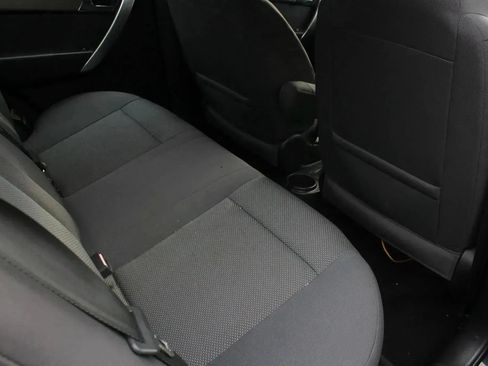 Used 2009 Chevrolet Aveo LT w/ Power and Convenience Package FWD image 12