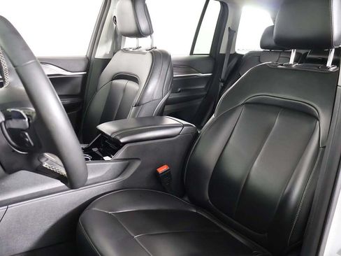 Used 2023 Jeep Grand Cherokee 4WD 4xe image 31