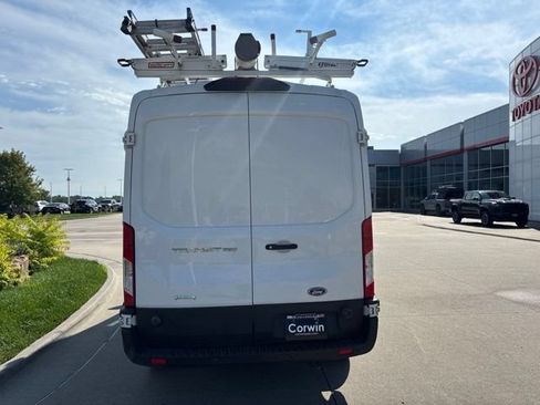 Used 2019 Ford Transit 250 148 Medium Roof RWD image 5