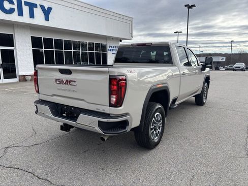 New 2026 GMC Sierra 2500 SLE w/ SLE Convenience Package image 7
