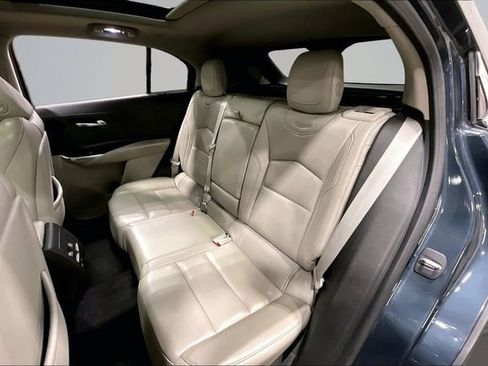 Used 2019 Cadillac XT4 Premium Luxury FWD image 26