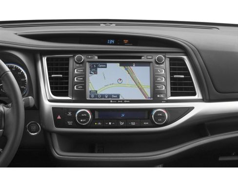 Used 2019 Toyota Highlander XLE FWD image 10