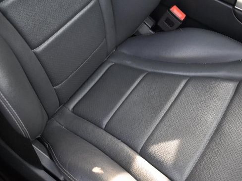 Used 2020 Mercedes-Benz GLC 300 4MATIC image 21