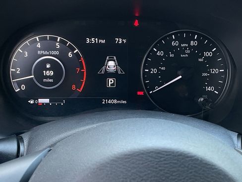 Used 2024 Nissan Kicks SV image 22