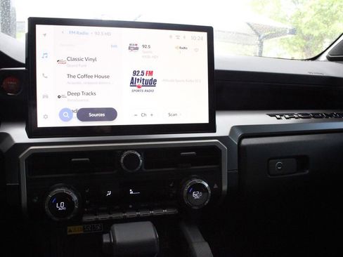Certified 2024 Toyota Tacoma TRD Off-Road w/ TRD Off Road Premium Package AWD/4WD image 48