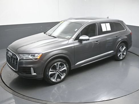 Used 2022 Audi Q7 3.0T Premium Plus w/ Premium Plus Package AWD/4WD image 45