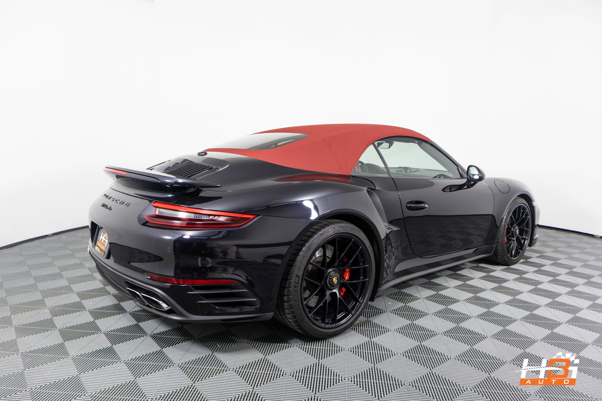 Used 2019 Porsche 911 Turbo AWD/4WD image 5