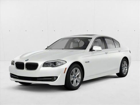 Used 2011 BMW 528i Sedan RWD image 1