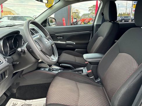 Used 2019 Mitsubishi Outlander Sport ES AWD/4WD image 10