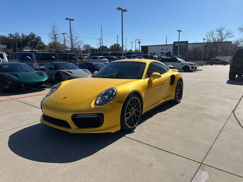 Used 2018 Porsche 911 Turbo S image 1