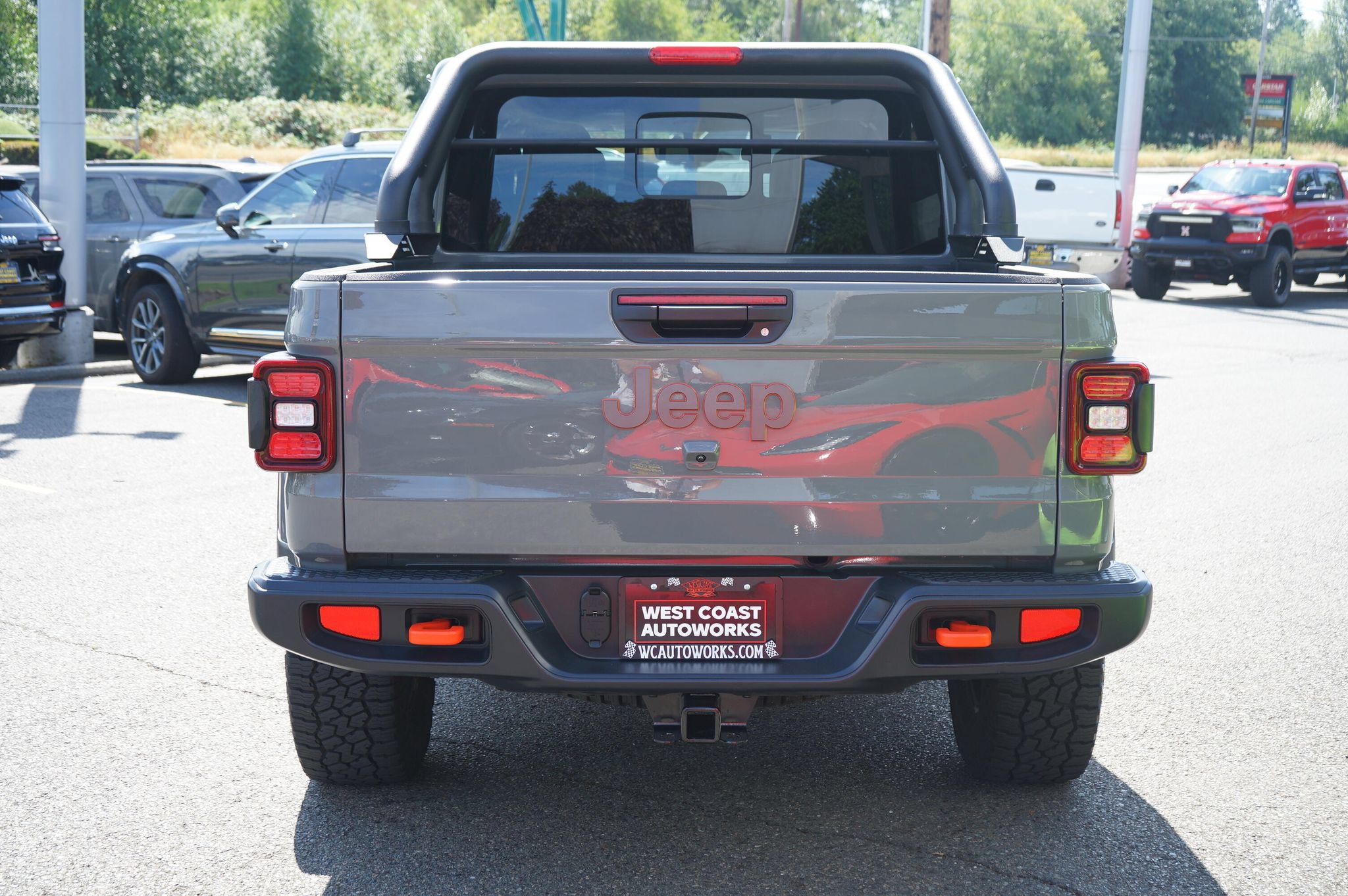 Used 2022 Jeep Gladiator Mojave w/ LED Lighting Group AWD/4WD image 4