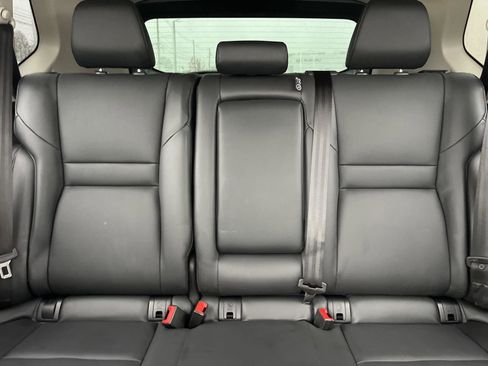 Used 2023 Nissan Rogue SV w/ SV Premium Package image 19