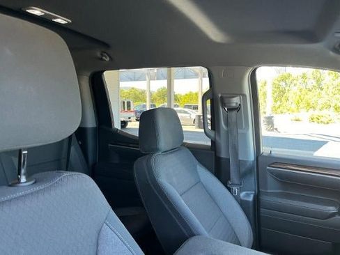 Used 2025 Chevrolet Silverado 1500 LT RWD image 24