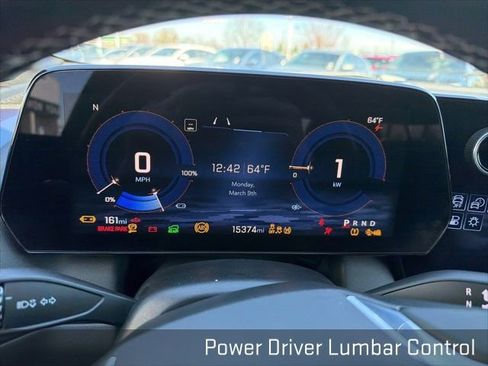 Used 2025 Chevrolet Equinox EV LT w/ Convenience Package image 36