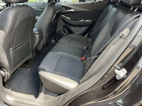 Certified 2021 Buick Encore GX Preferred w/ Sport Touring Package FWD image 19