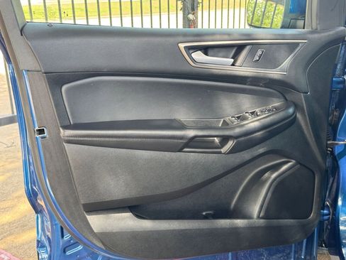 Used 2024 Ford Edge SEL image 25