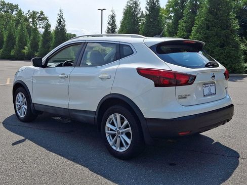Used 2019 Nissan Rogue Sport SV AWD/4WD image 4